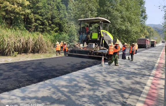 S223宜安路，油面攤鋪